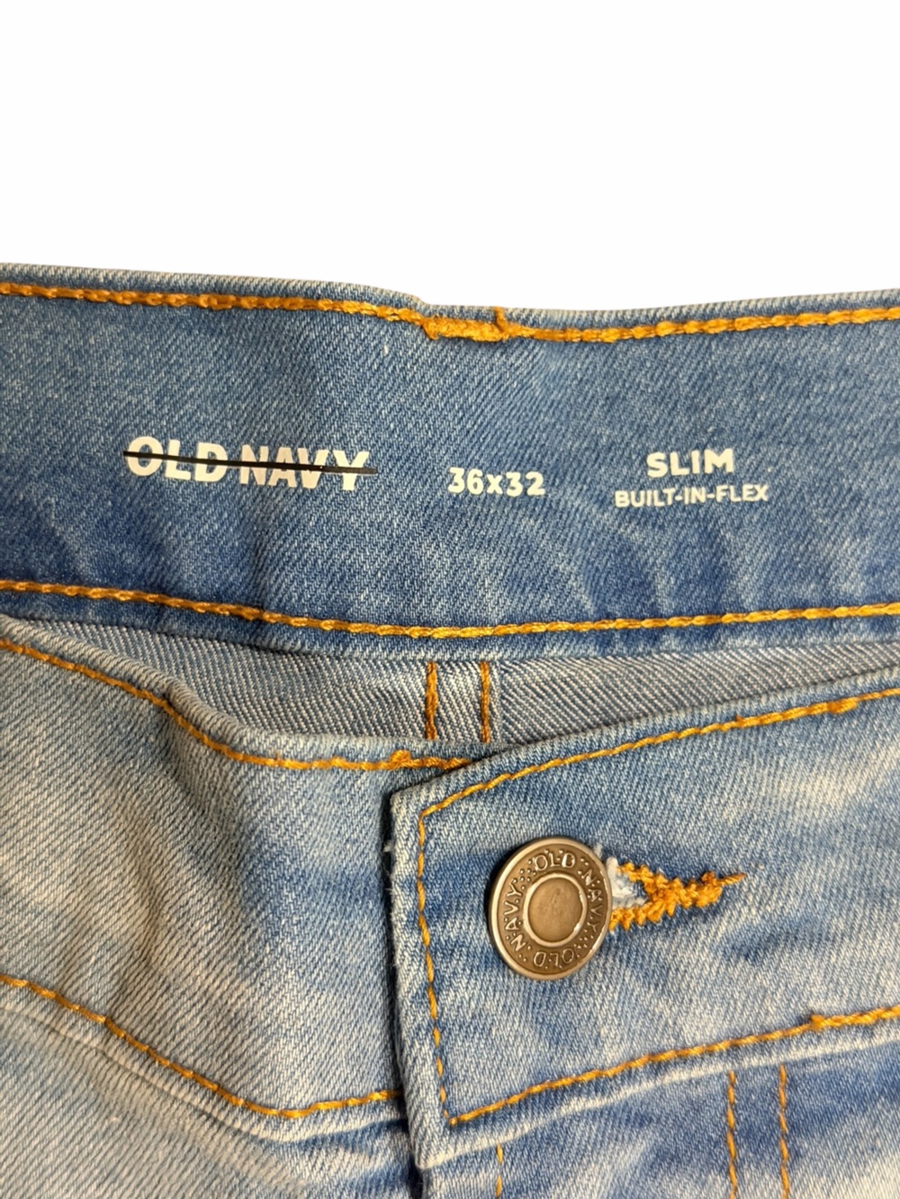 NWOT Old Navy Slim Light Blue Denim Jeans Size 36Wx32L - Picture 3 of 4
